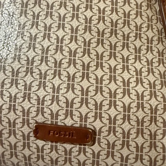 Fossil Cream and Brown Women's Tote - Picture 6 of 6